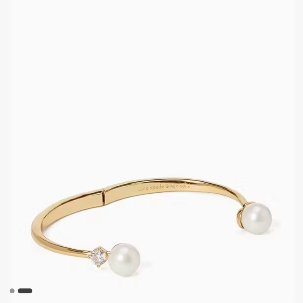 kate spade- Pearl of Wisdom Open Hinged Bangle, Gold and Pearl, EUC